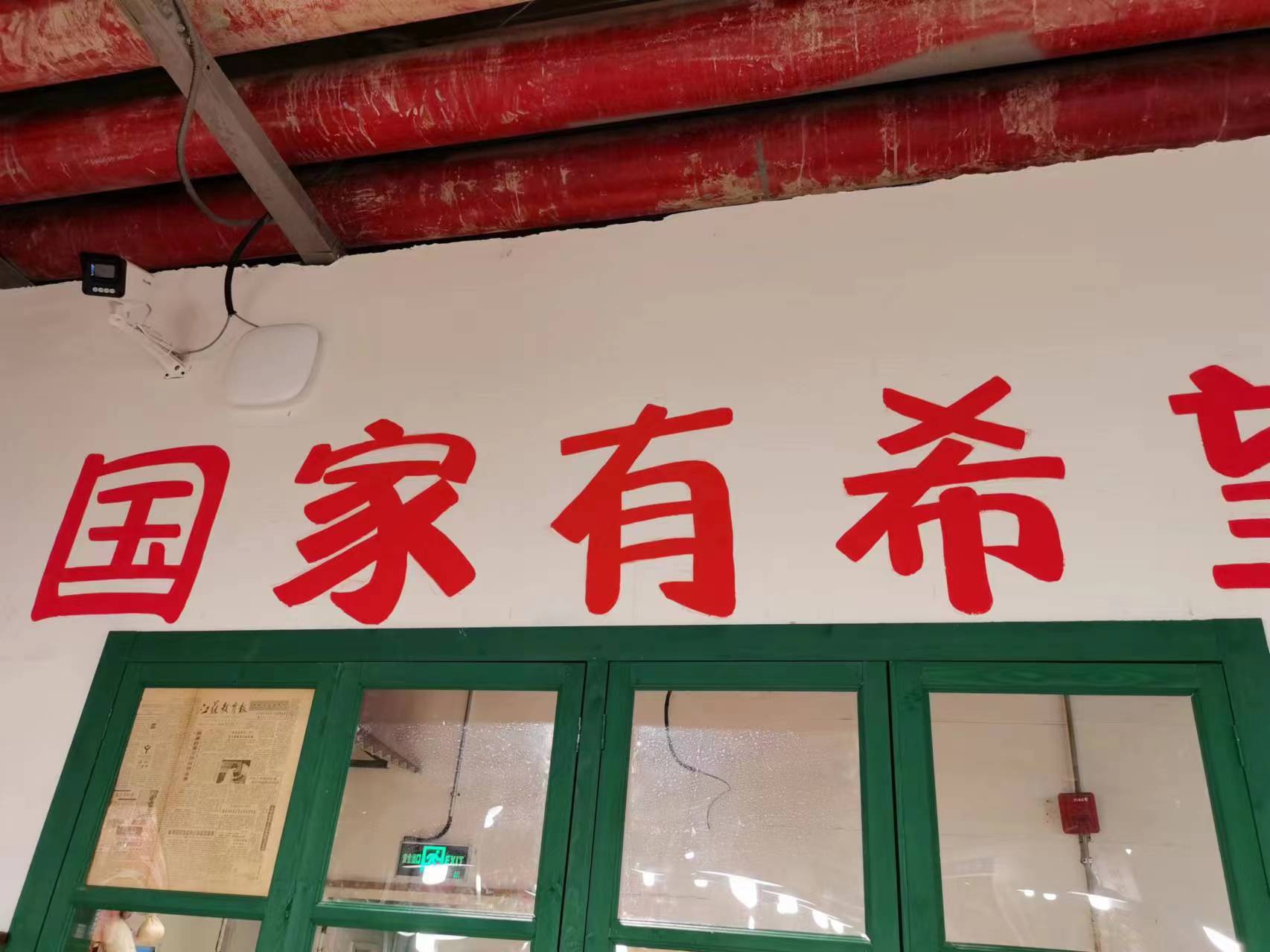 枪机监控摄像头图片